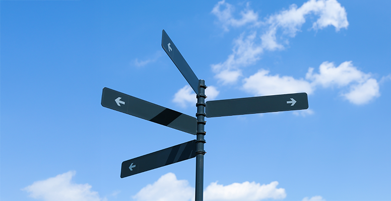 Pointers on post arrows different directions