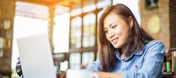 Hand control on a laptop touch